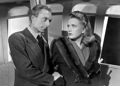 Junto a Priscilla Lane en una escena de Saboteador