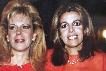 Junto a su amiga, Christina Onassis