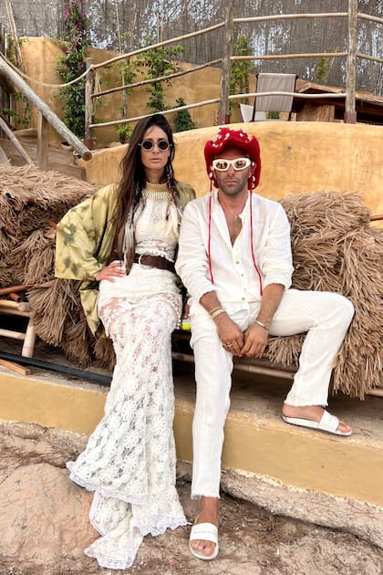 Junto a su amigo Nicolás Pesce Freijo, que se encargó de la producción y el styling del shooting y que es su compañero de aventuras en el vereano europeo, en la Semana de la Moda de París y en Punta del Este