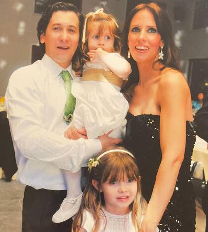 Junto a su familia, años atrás, un pilar fundamental en su camino.