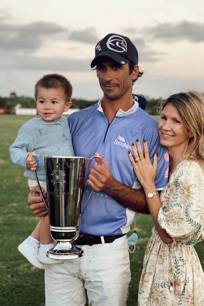 Junto a su marido, el polista Alejandro Novillo Astrada