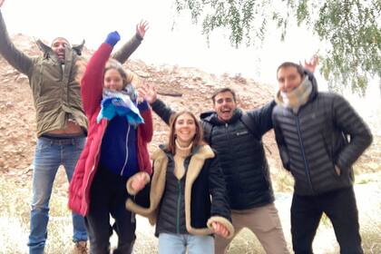 Junto a sus hermanos en Mendoza.