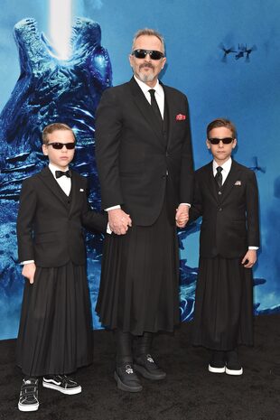 Junto a sus hijos Tadeo y Diego, durante un evento en 2019.