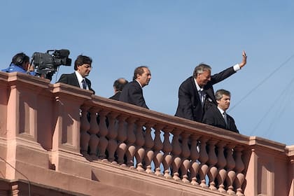 Junto al Presidente Néstor Kirchner en la terraza de la Casa Rosada, durante los festejos del 25 de mayo de 2006