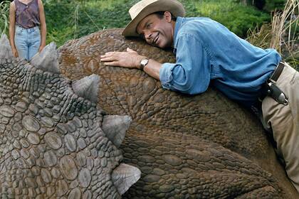6 diferentes tipos de dinosaurios fueron recreados para llevar adelante este taquillero film