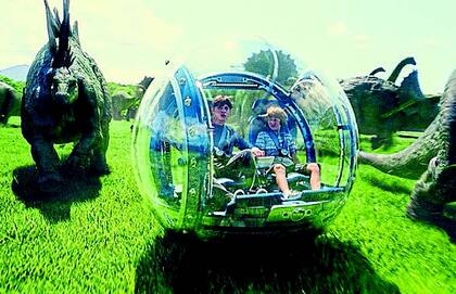 Jurassic World (2015)