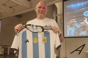 Jurgen Rank, diseñador alemán de Adidas, visitó la Argentina y brindó una charla en la Universidad Di Tella