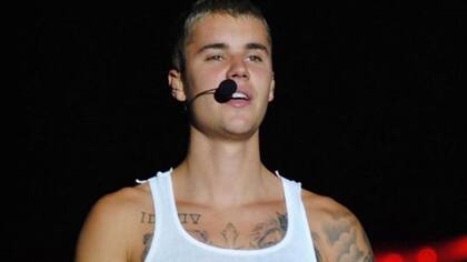 Justin Bieber salió de copas con un Beckham