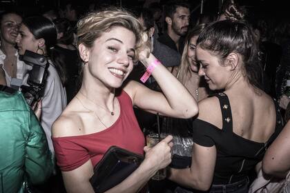 Justina Bustos en Voyage