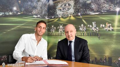 Juventus firmó el contrato en Juventus y ya regresa a la Argentina