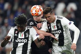 Fútbol bursátil: el desplome de los clubes en las bolsas atrae a los inversores