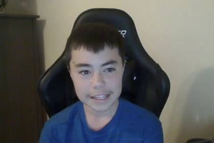 Kaden, de 14 años, se mostró sorprendido de lo que vio en Club Penguin Online