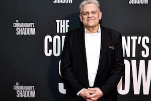 Kai Höss participó junto a su padre en un documental contando su historia.