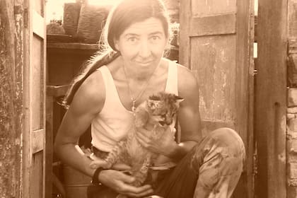 Kai Pacha con Talita de cachorra.