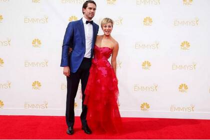 Kaley Cuoco junto a su marido Ryan Sweeten