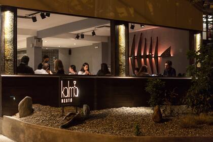 Kalma Restó es un lugar pequeño e intimista.