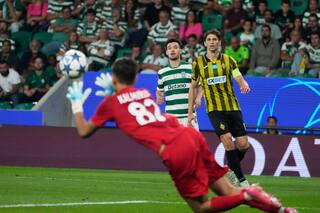 Kalmurza se convierte en el portero más joven en atajar un penal en la Liga de Campeones