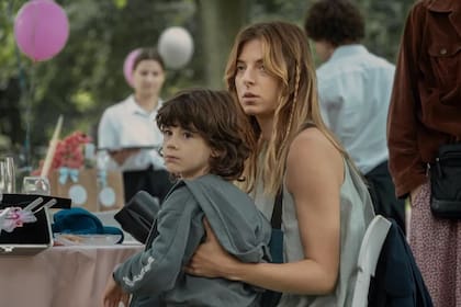 Kama intentará mediar entre su vida profesional y la crianza de su hijo