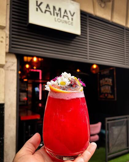 Kamay Lounge.