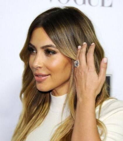 Kanye West le propuso matrimonio a Kim con un anillo de diamantes de US$4 millones