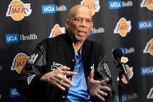 Preocupación por la salud de una gloria de la NBA, luego de quebrarse la cadera en un recital