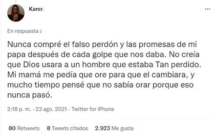 Karen relató en Twitter su cruda infancia como hija de un pastor evangélico