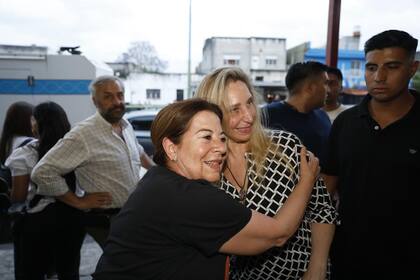 Karina Milei, al arribar a club Central Córdoba