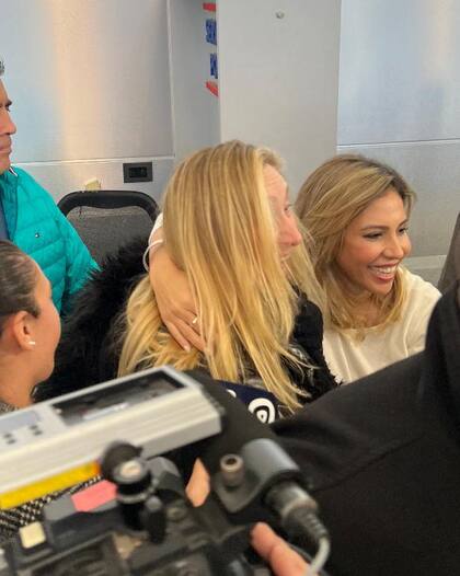 Karina Milei con Romina Diez en Rosario