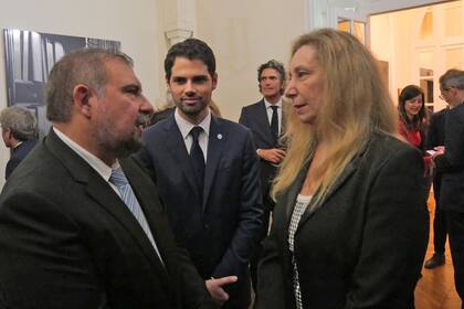 Karina Milei, en la embajada argentina en París