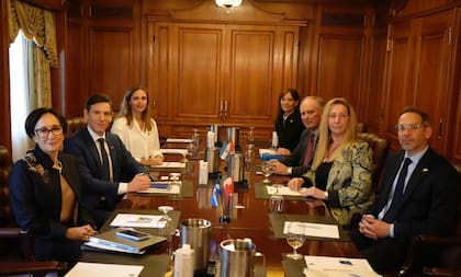Karina Milei está de gira en Canadá para atraer inversiones mineras