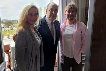 Karina Milei, Guillermo Francos y Santiago Caputo