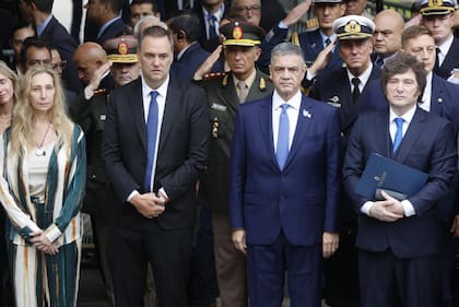 Día de Malvinas: Javier Milei reafirmó el reclamo de soberanía sobre las islas, con Adorni en primera fila - Image 3