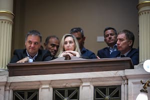 Acusaciones cruzadas y desconcierto en el Gobierno por un cambio a última hora en la reforma laboral