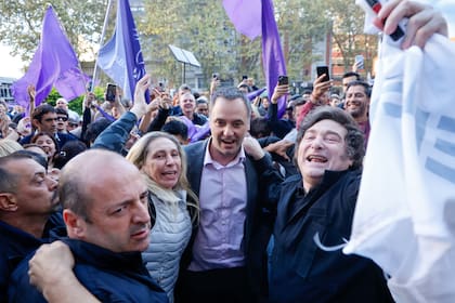 Karina Milei, Manuel Adorni y Javier Milei