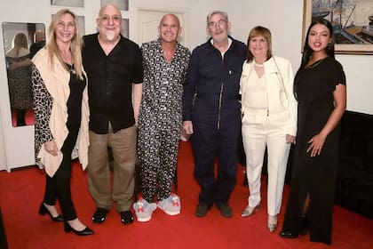 Karina Milei y Patricia Bullrich en la obra de Guillermo Yanco