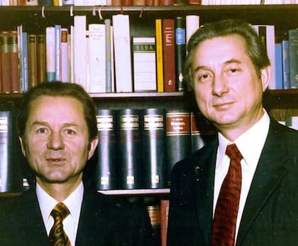 Karl (izquierda) y Theo Albrecht (derecha), fundadores de Aldi
