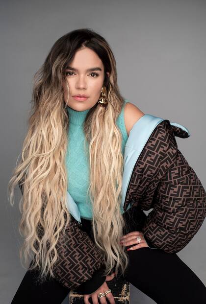 Karol G tiene un gran amor por la música argentina, desde Los Abuelos de la Nada y Pimpinela hasta Tini