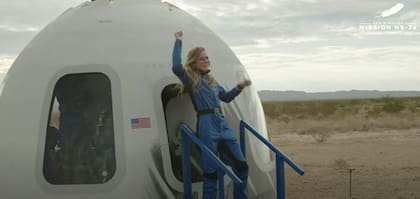 Karsen Kitchen se convirtió en la mujer más joven en cruzar la línea de Kármán