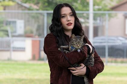 Kat Dennings en Dollface.