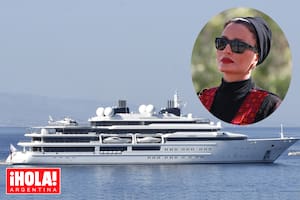 Katara, el lujoso megayacht de la familia real de Qatar cuenta con ascensor, gimnasio, piletas, club de playa, luces subacuáticas y helipuerto.