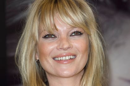 Kate Moss es el ícono de la moda, cuya hermana quedó atrapada en un infierno