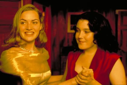 Kate Winslet y Melanie Lynskey en Criaturas celestiales de Peter Jackson (Foto: IMDb)