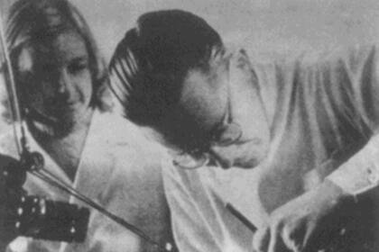 Käthe Hemann fue la asistente de Hugo Blaschke, el dentista de Adolf Hitler, y por esa función fue quien reconoció la dentadura del dictador alemán luego de que este se suicidara y su cuerpo fuera destruido por el fuego