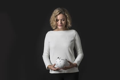 Katherine Maher, directora ejecutiva de Wikimedia: "Creemos en un modelo de poder compartido"