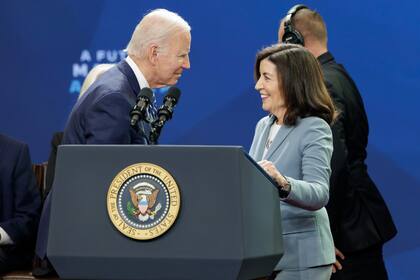 Kathy Hochul agradeció el envío del equipo pero insistió en que el Congreso debe otorgar más herramientas legales para actuar