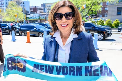 Kathy Hochul anunció la nueva medida y a quiénes beneficia el préstamo