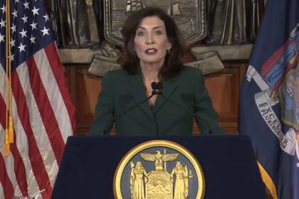 Kathy Hochul avanza en su petición de reembolsos por aranceles a Donald Trump