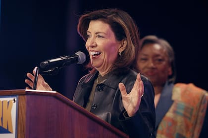 Kathy Hochul, gobernadora de Nueva York, confirmó la cooperación entre el Estado Imperio y Nueva Jersey