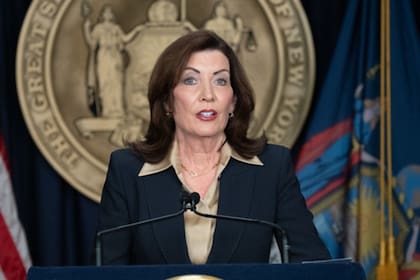Kathy Hochul tiene un plan de cinco años para aumentar la vivienda asequible en Nueva York