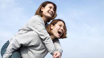 Kathy Seckler lamenta no haber podido crecer junto a su hermana gemela (foto genérica)